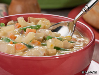 Cheesy Mac and Chicken Soup